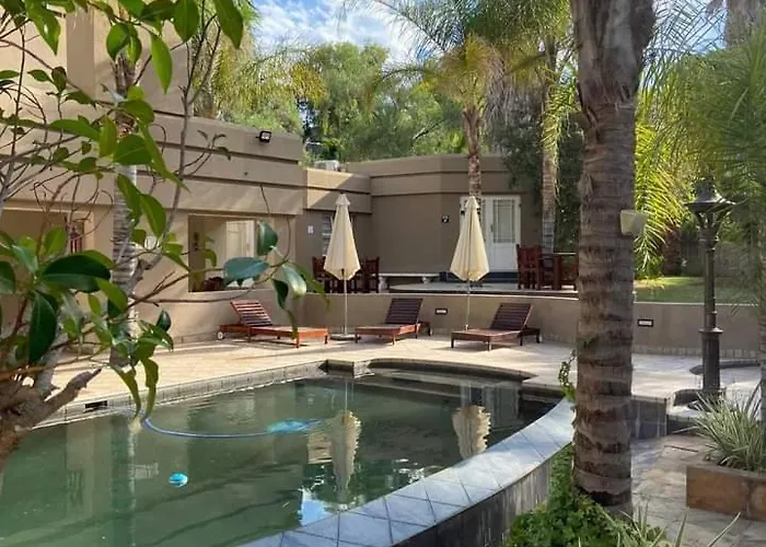 Oudtshoorn Guest House