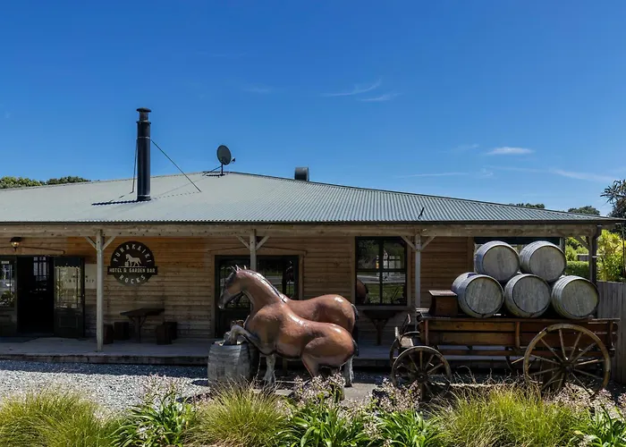 Punakaiki Rocks Hotel & Garden Bar