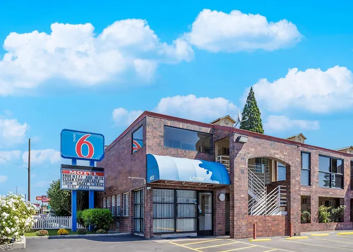 Motel 6-Canby, Or