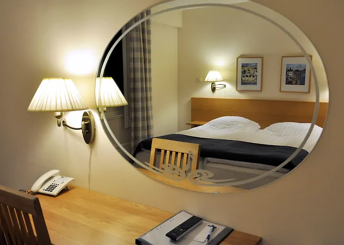 Hotel Amadeus By First