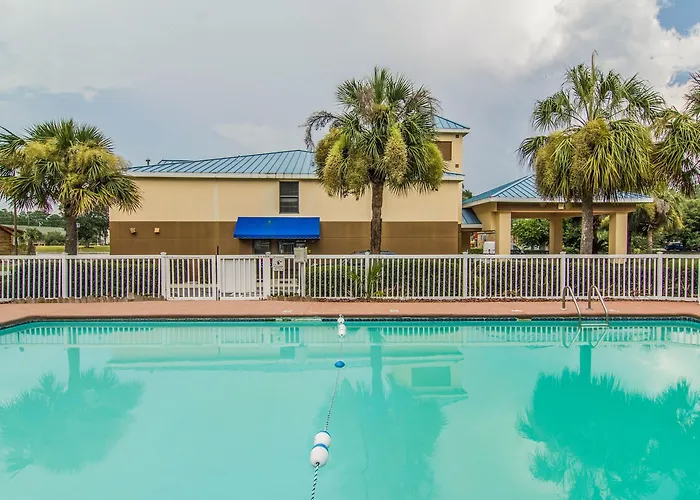 Econo Lodge Darien