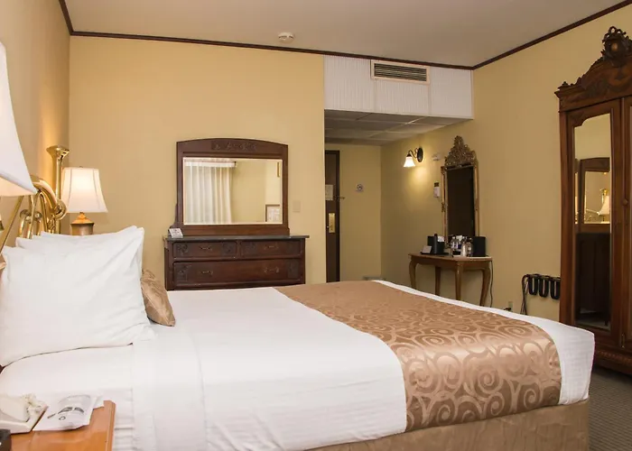 Chateau Big Bear Boutique Hotel, BW Signature Collection