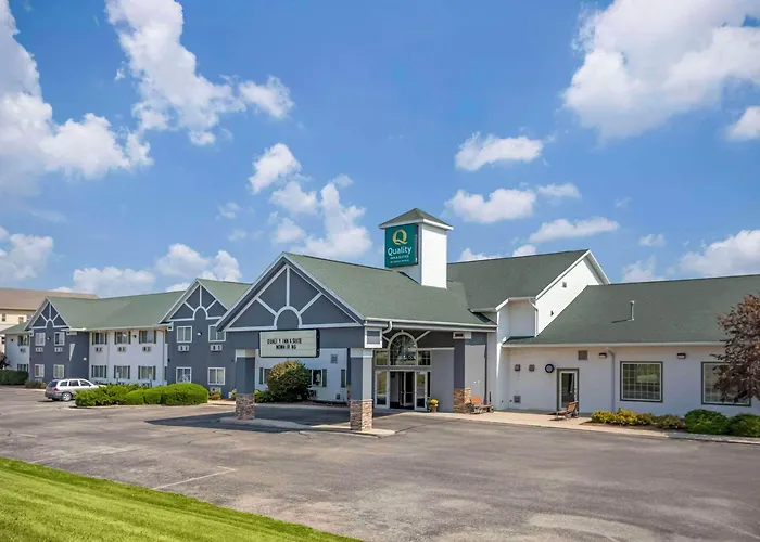 Quality Inn & Suites Stoughton - Madison South