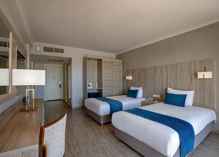Seven Seas Jolie Bay Hotel Hurghada