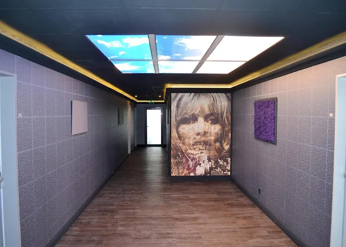 Plaza Inn Stays Design Dortmund