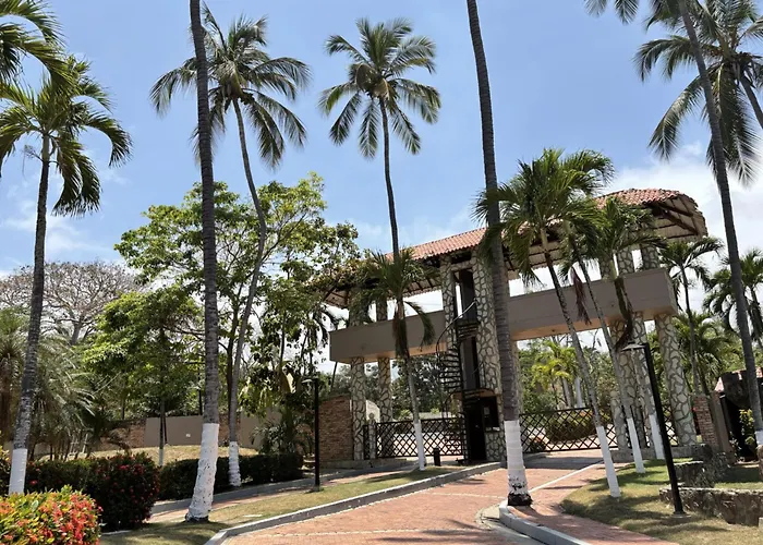 Hotel Mendihuaca By On Vacation