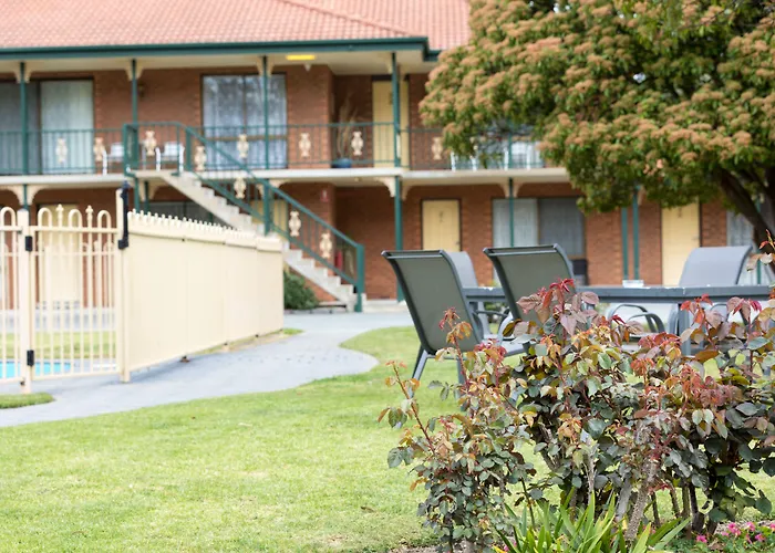 Advance Motel