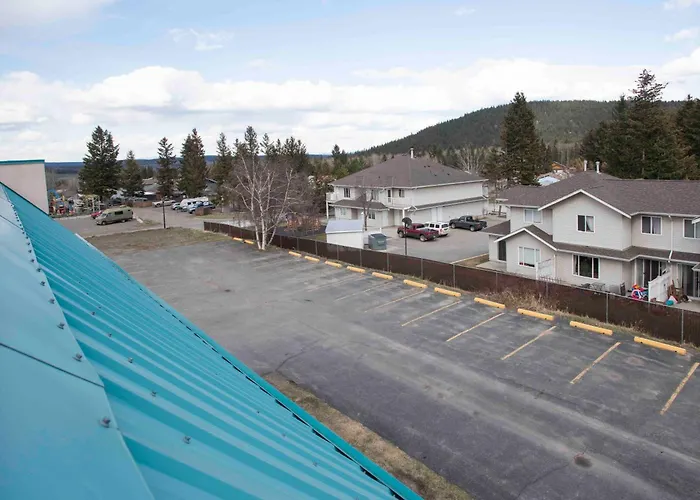 Ramada Limited 100 Mile House