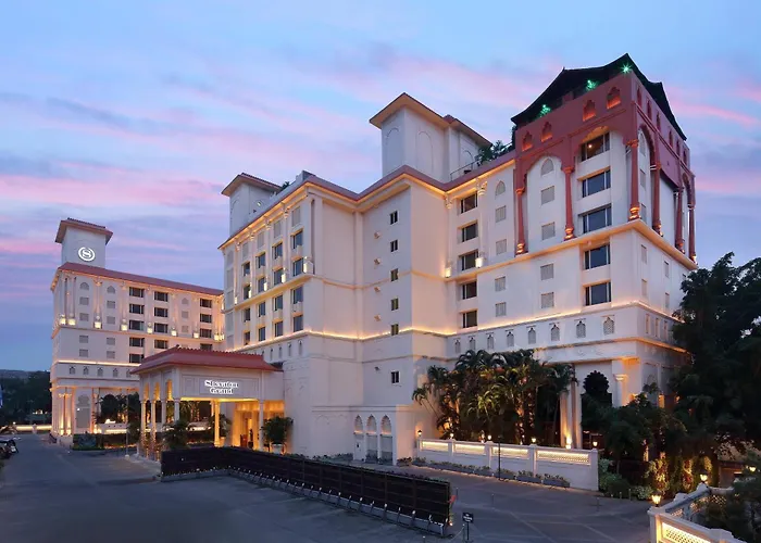 Sheraton Grand Pune Bund Garden Hotel
