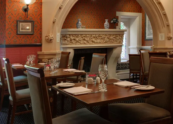 Best Western Plus Grim'S Dyke Hotel
