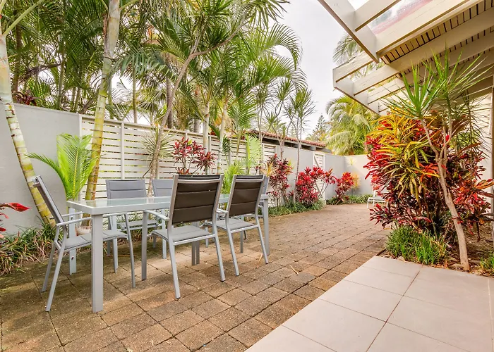 Nautilus Beachfront Villas & Spa