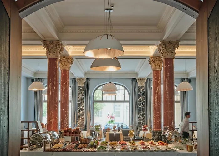 Hotel Monopol