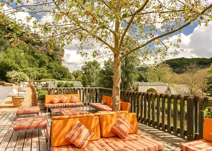 Le Pont De L'Ouysse Hotel Lacave 