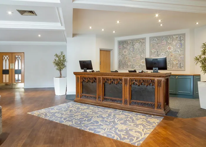 Bridgewood Manor Hotel & Spa