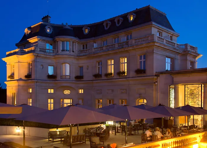 Intercontinental Hotels Chantilly Chateau Mont Royal By Ihg La Chapelle-en-Serval