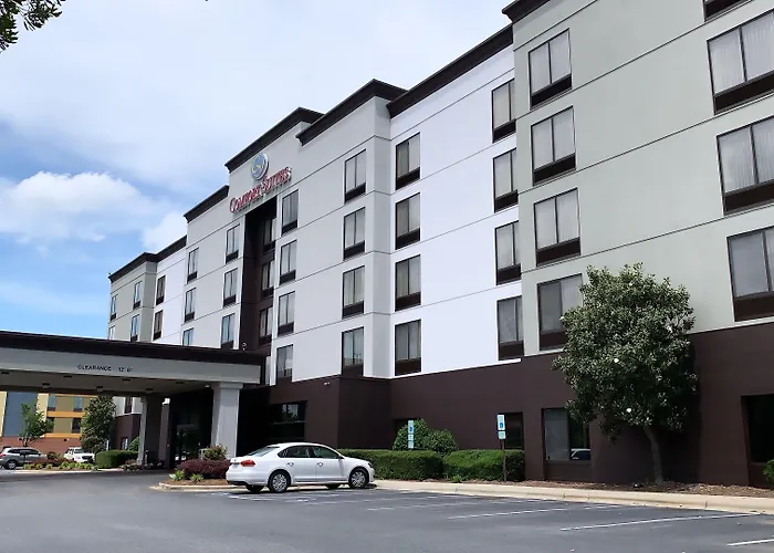Comfort Suites Northlake Huntersville