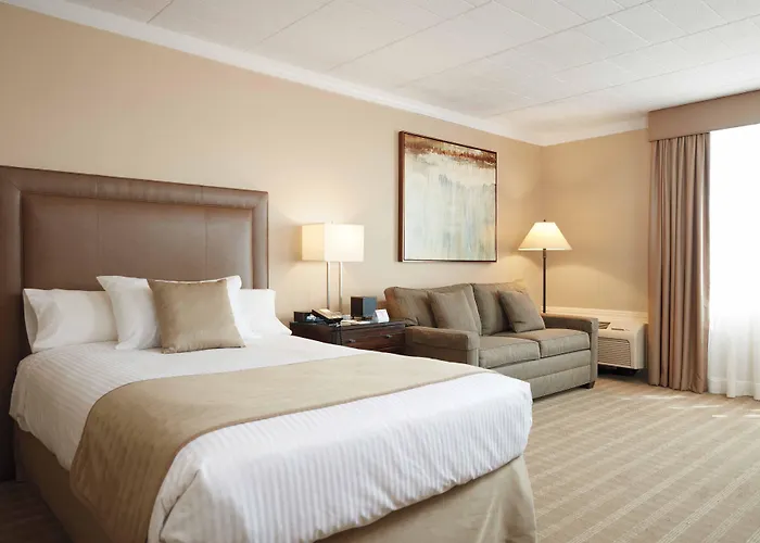 Ethan Allen Hotel Danbury
