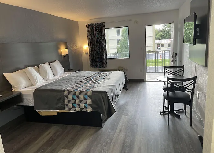 American Inn -