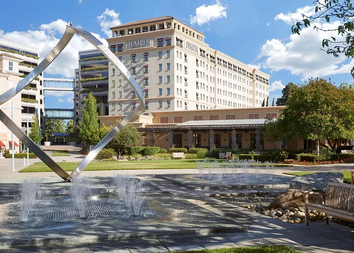 Juniper Hotel Cupertino, Curio Collection By Hilton