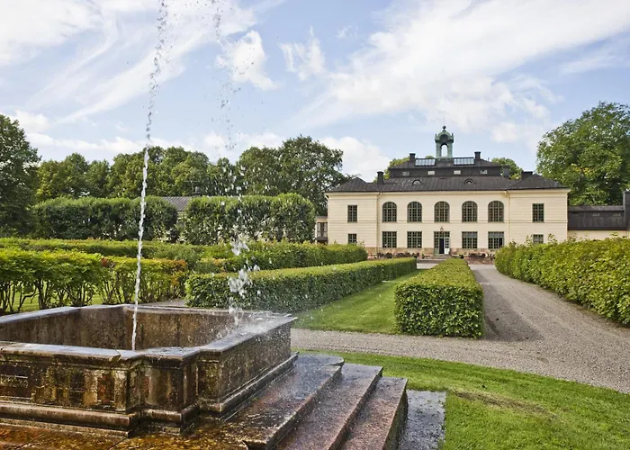Naesby Slott Hotel Taby