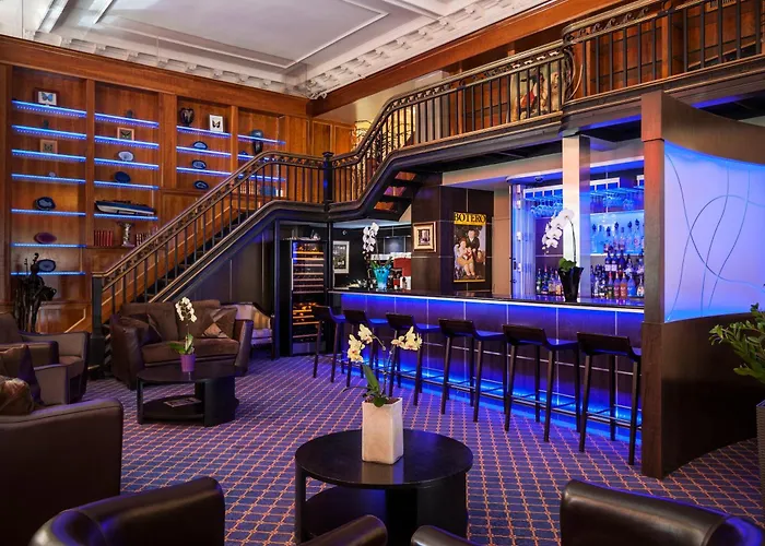Lhotel