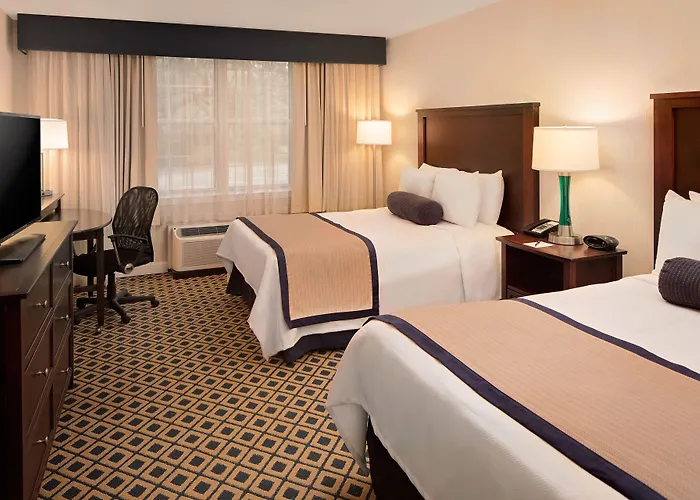 Westford Regency Inn & Conference Center