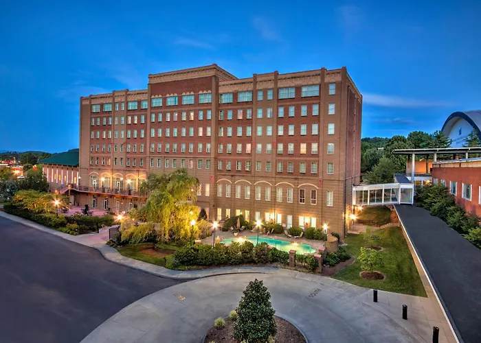 Carnegie & Spa