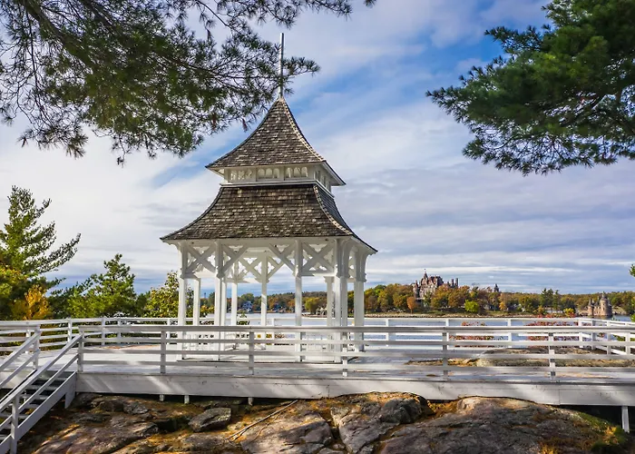 Bonnie Castle Resort & Marina