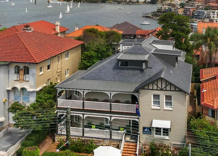 Cremorne Point Manor
