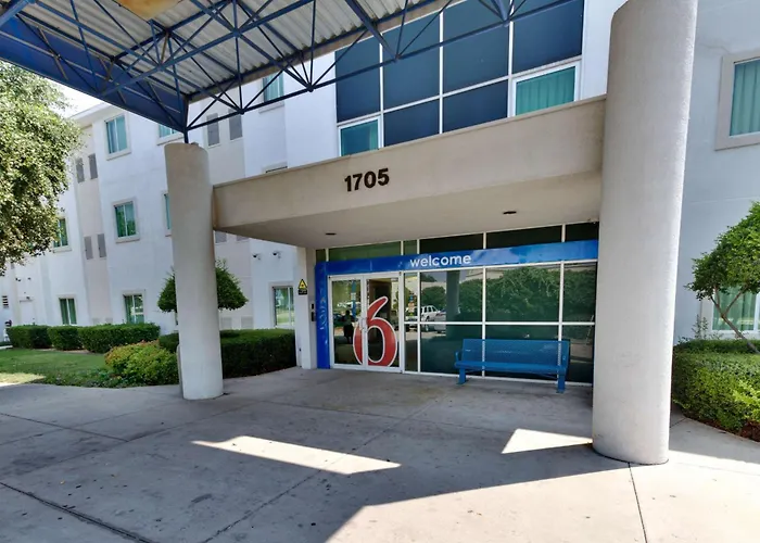 Motel 6-Lewisville, Tx - Dallas