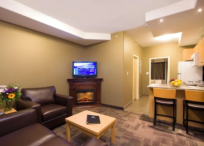 Woodlands Inn & Suites Fort Nelson
