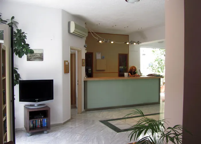 Petra Hotel Agia Galini