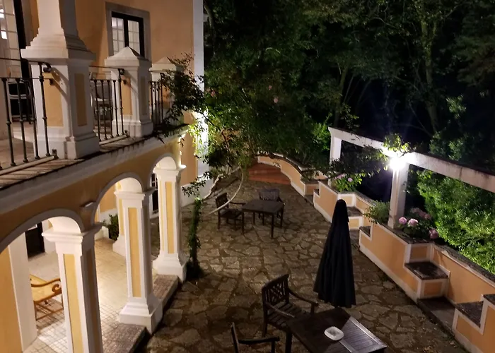 Lawrences Hotel Sintra