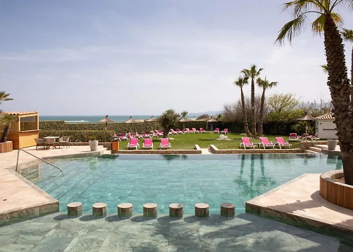 Grand Les Flamants Roses Thalasso & Spa