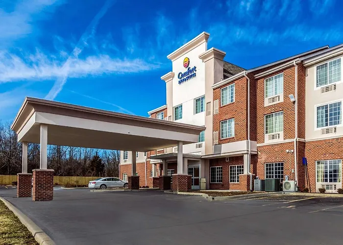 Comfort Inn & Suites Dayton North
