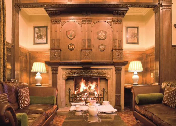 Elmers Court Hotel