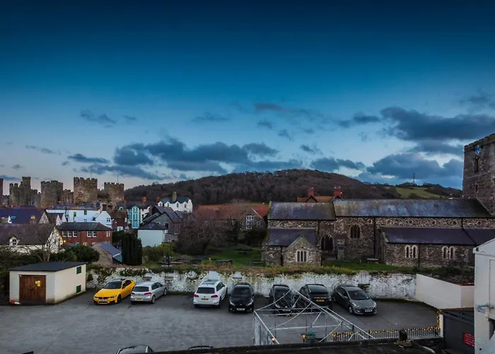 The Castle Hotel, Conwy, North Wales - The Coaching Inn Group