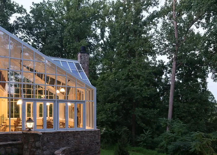 Goodstone Inn & Restaurant