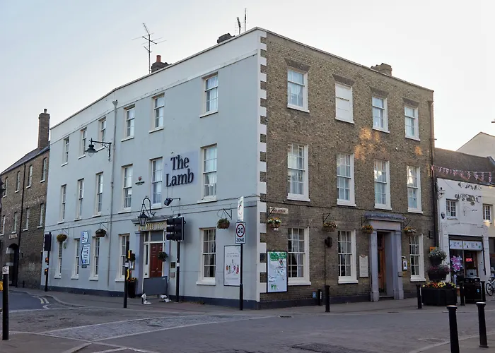 Lamb Hotel By Greene King Inns