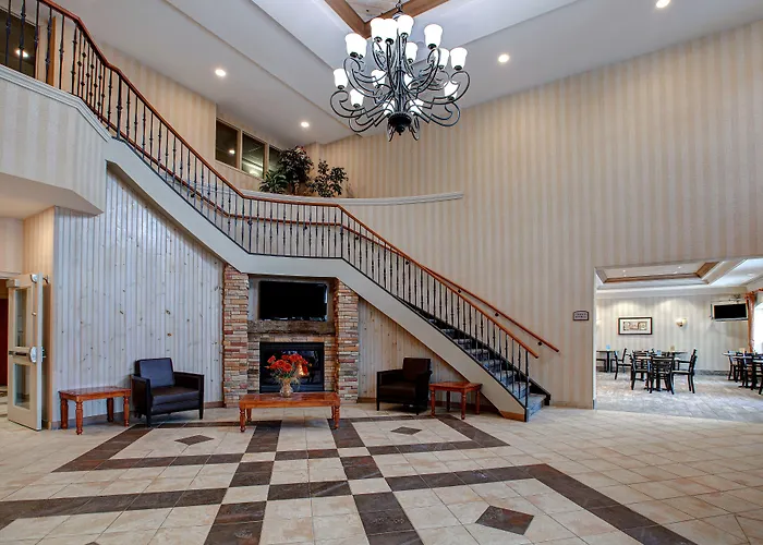 Days Inn & Suites By Wyndham Collingwood