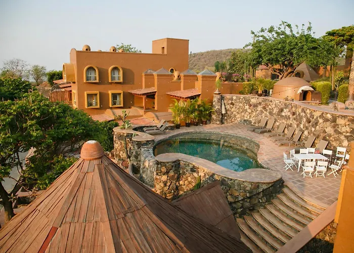 Hostal De La Luz - Spa Holistic Resort