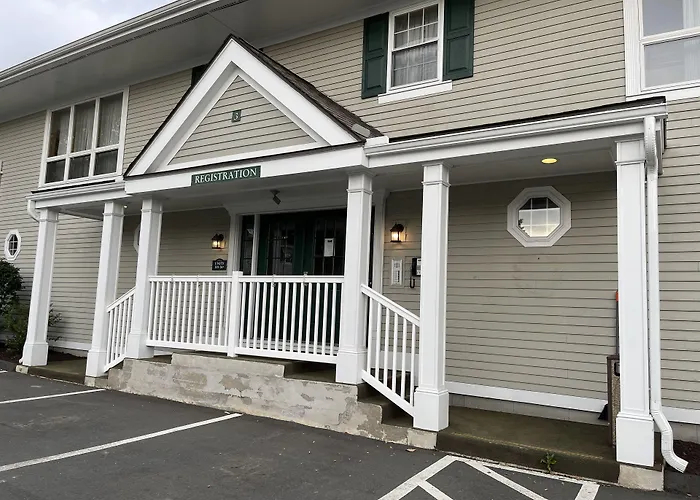 Central Downtown Inn Suites