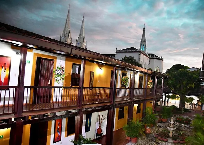 Hotel El Lago Resort