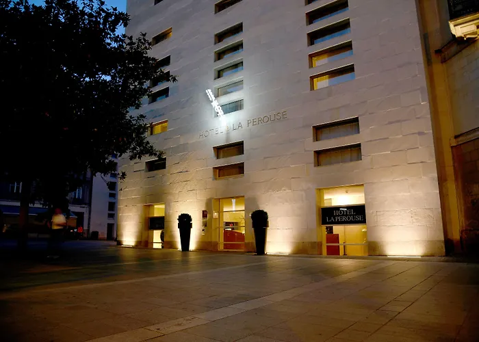 Hotel La Perouse Nantes