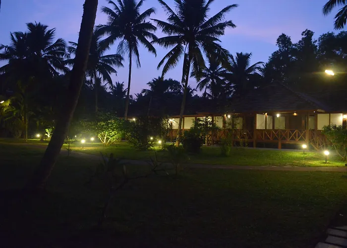Estuary Sarovar Premiere Poovar Island