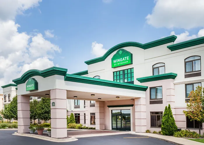 Wingate By Wyndham Peoria - Complimentary Area Shuttle