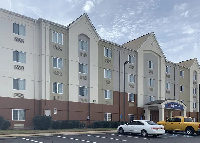 Candlewood Suites Pearl By Ihg