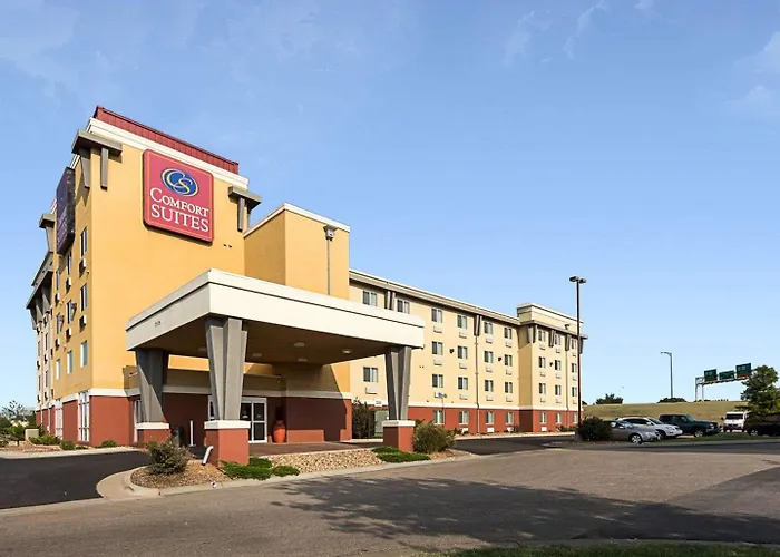 Comfort Suites Airport