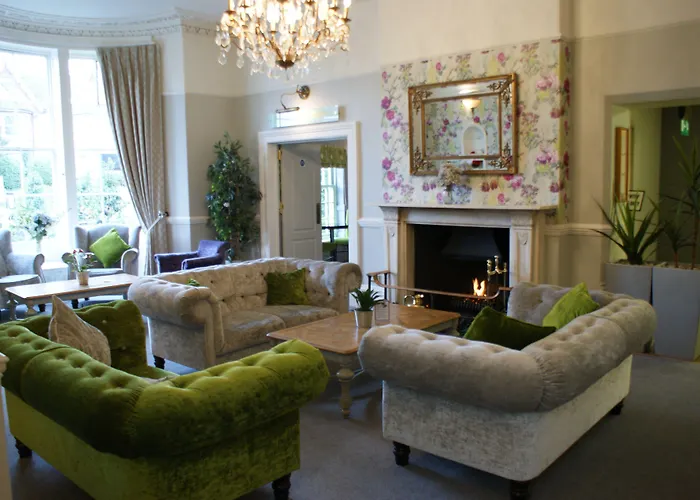 Alton House Hotel