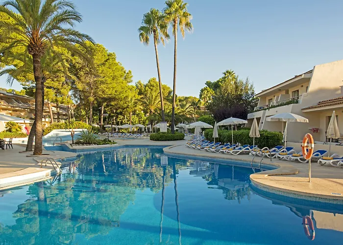 Hotel Iberostar Waves Pinos Park à Font de sa Cala